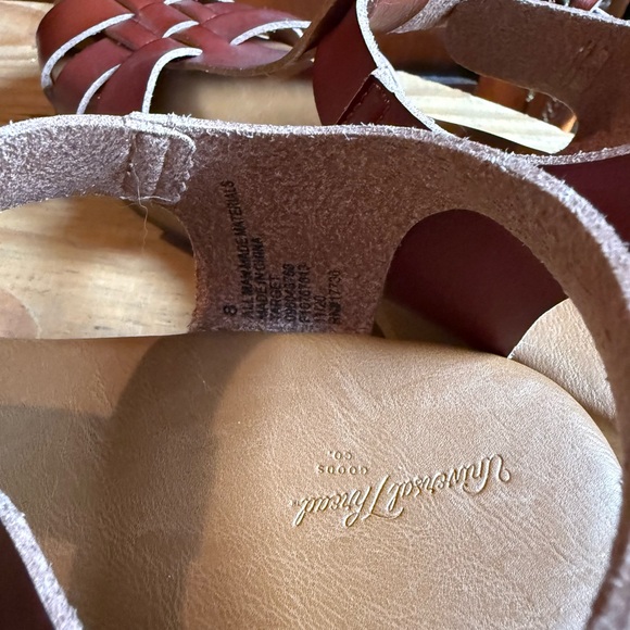 Universal Thread Brown Clog Sandals - Picture 4 of 4